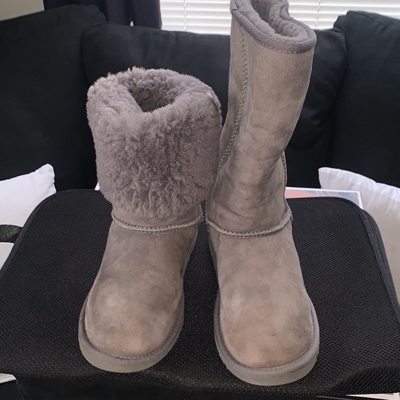 Authentic Ugg boots classic gray sz 5 - Picture 4 of 5
